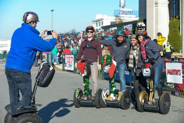 DominionChristmasParade2015